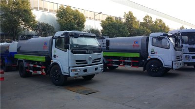 山西太原客戶(hù)再訂6臺(tái)掃路車(chē)、吸塵車(chē)、洗掃車(chē)、灑水車(chē)